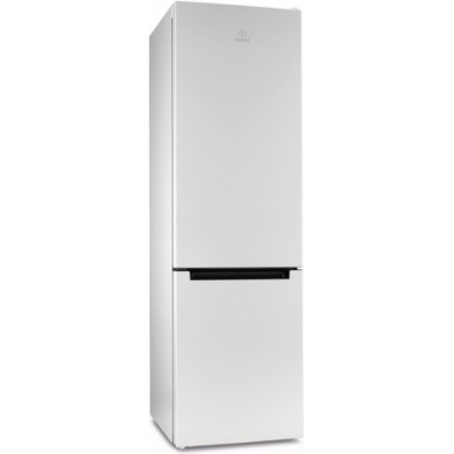Indesit DS 3201 W - İyi performans gösteren büyük bir buzdolabı