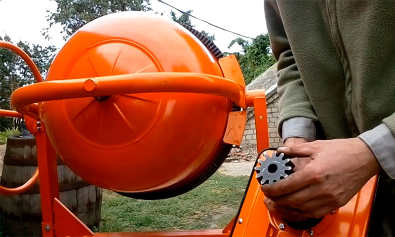 Çalışma prensibi ve cihaz beton karıştırıcı