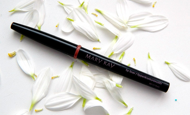 Mary Kay dudak kalemi Lippenkonturenstift.jpg1