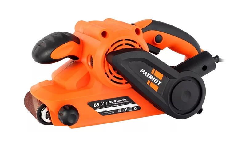 PATRIOT BS 810 - optimal pour la finition des bâtiments en bois
