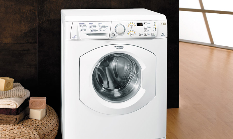 Washing machine Hotpoint Ariston