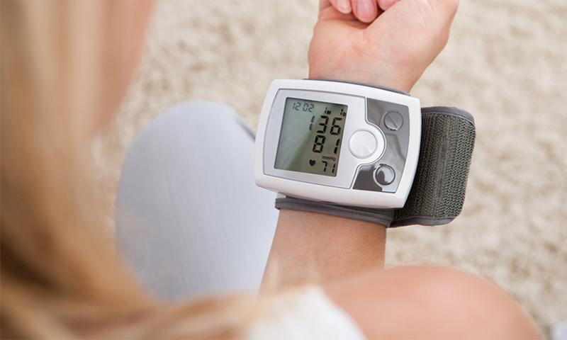 Tonometer am Handgelenk