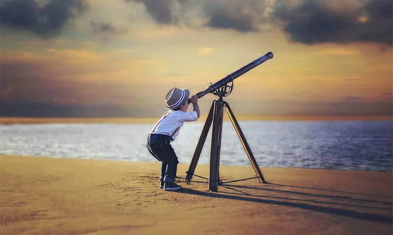 Le principe de fonctionnement et le télescope de l'appareil