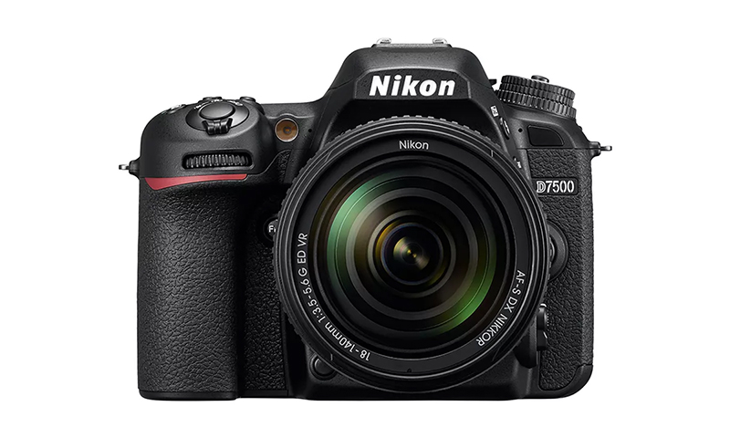 Nikon D7500 Kit - yarı profesyonel model