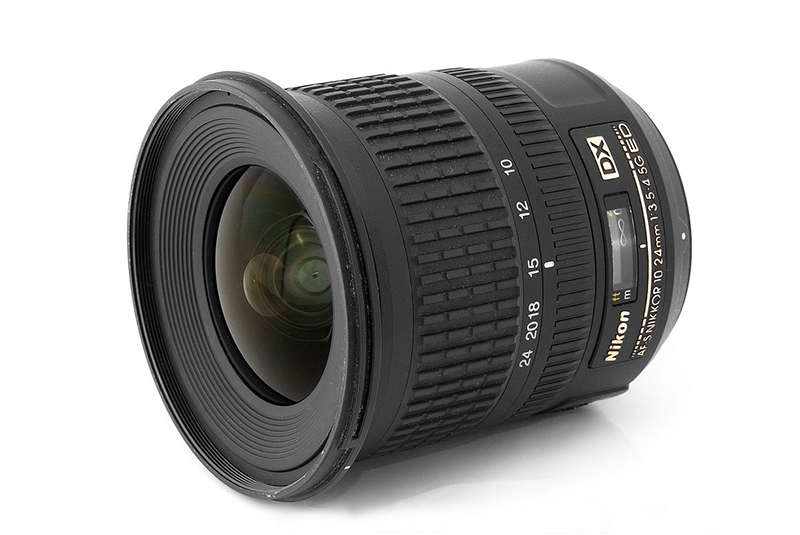Nikkor AF-S DX 10-24 mm 1: 3,5-4,5 G ED mit eingebautem Fokussiermotor